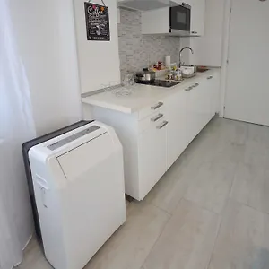 Apartment 4-tourist House Bologna-studio - Self Check-in, Bologna
